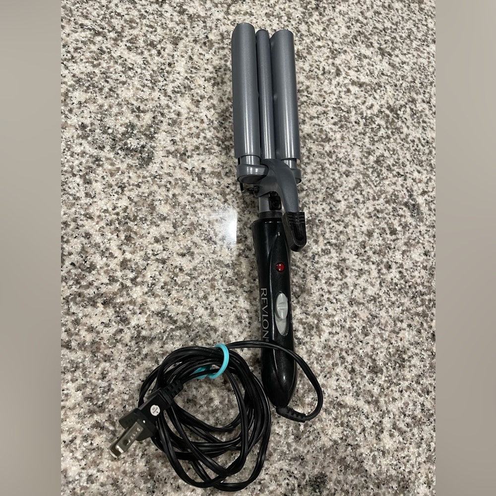 COPY - Revlon 3 Barrel Beach Waver